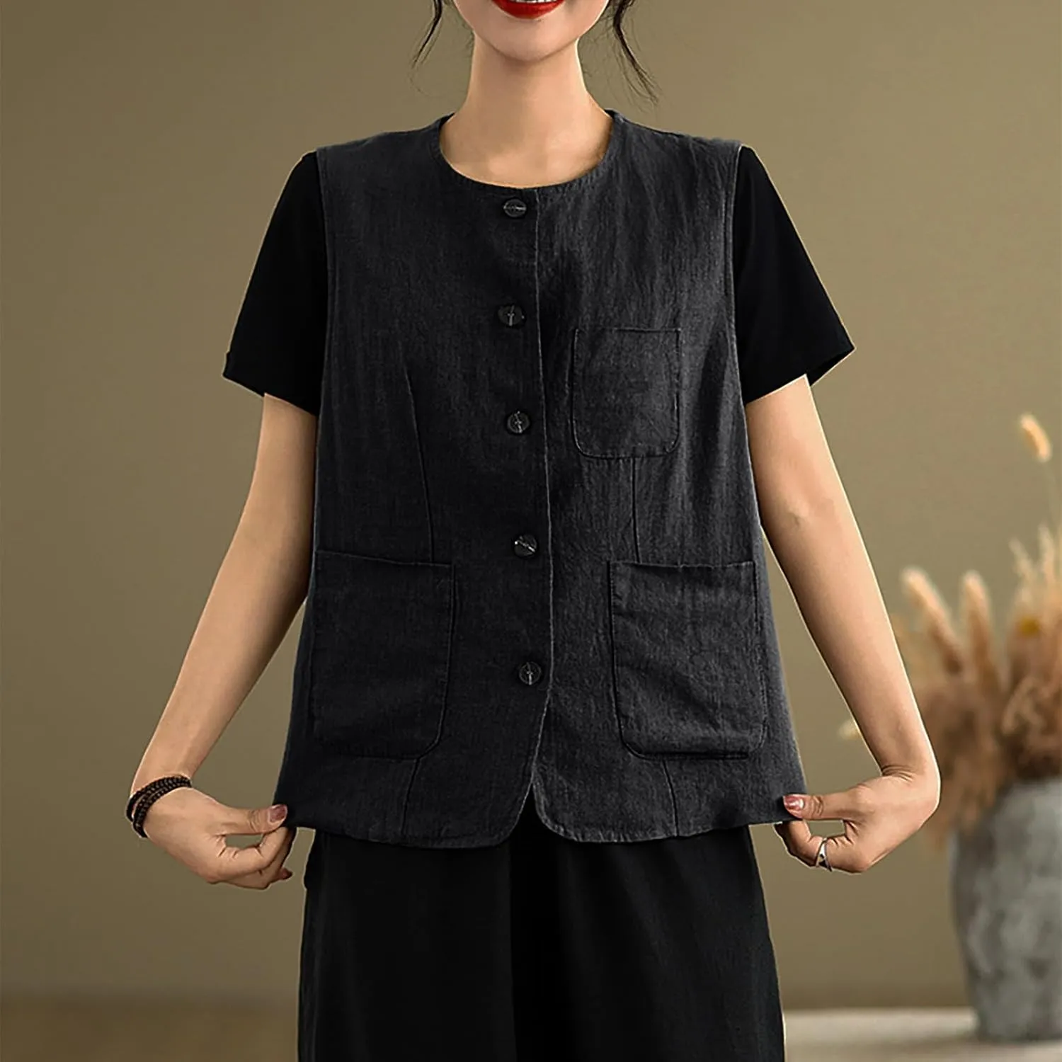 2025 Women Cotton Linen Vests Summer Casual Sleeveless Button Up Tops with Pockets Solid Loose Lightweight Vest Tees