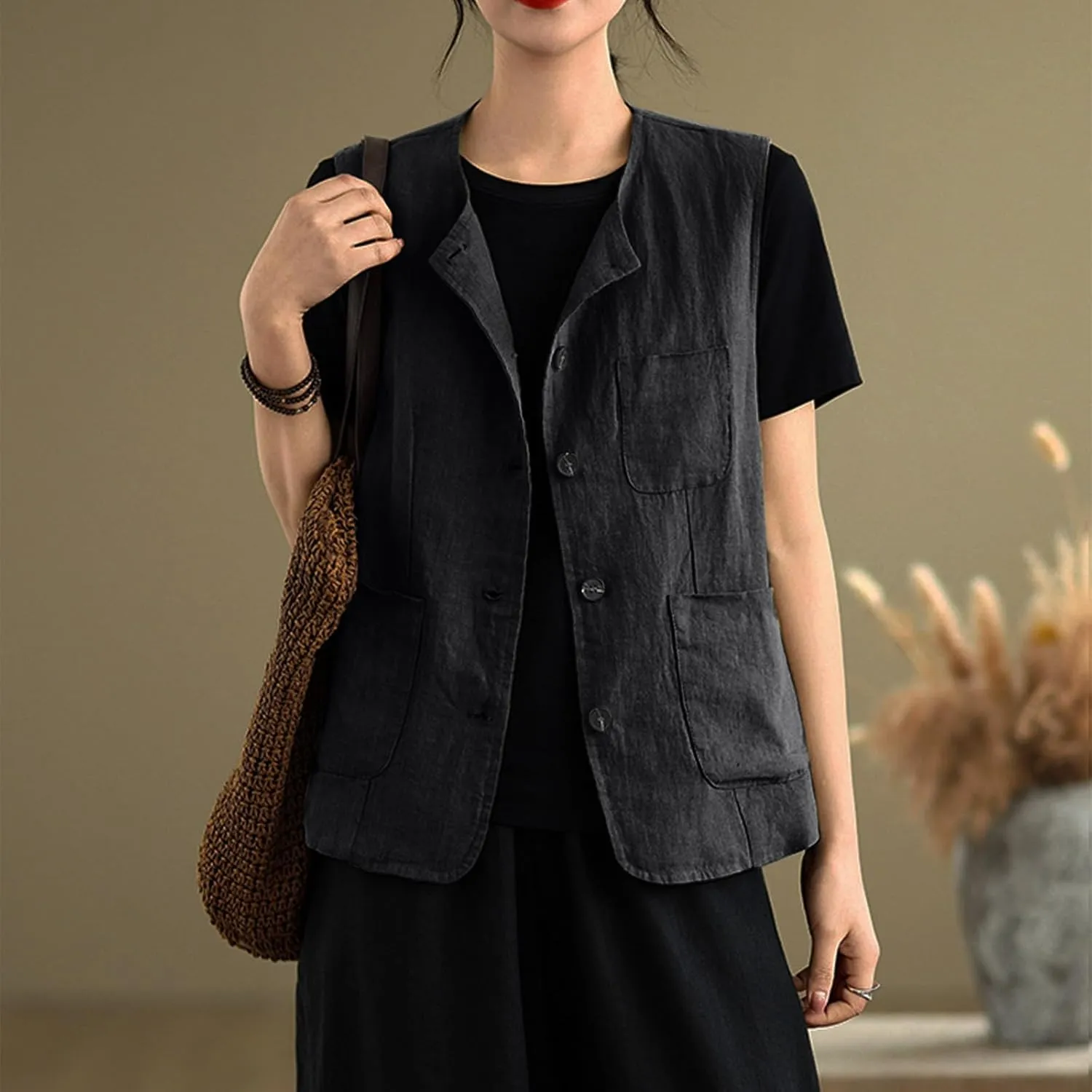 2025 Women Cotton Linen Vests Summer Casual Sleeveless Button Up Tops with Pockets Solid Loose Lightweight Vest Tees