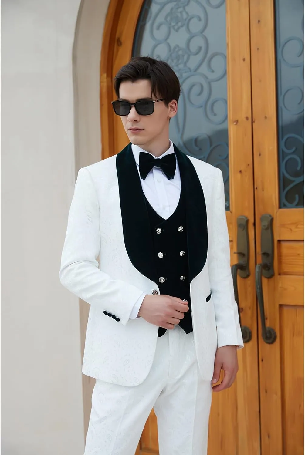 Men's Paisley Jacquard Tuxedo, One Button Shawl Lapel 3 Piece Suit