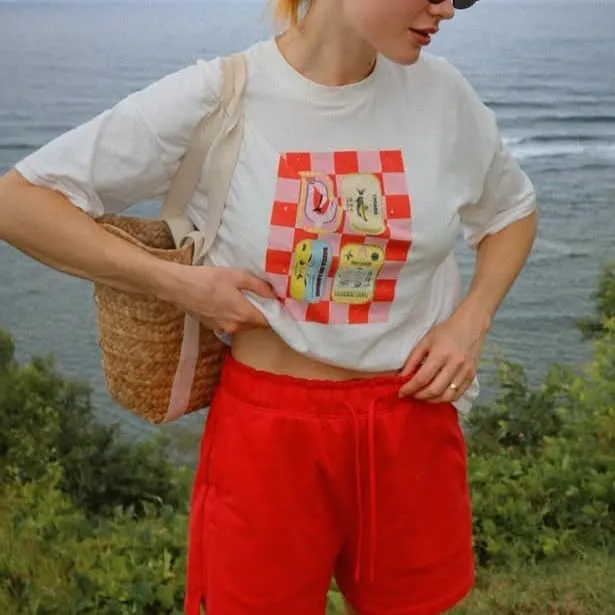 Women Oversized Graphic T Shirt Y2k Short Sleeve Crew Neck Drop Shoulder Loose Fit Tees Summer Preppy Aesthetic Baggy Top