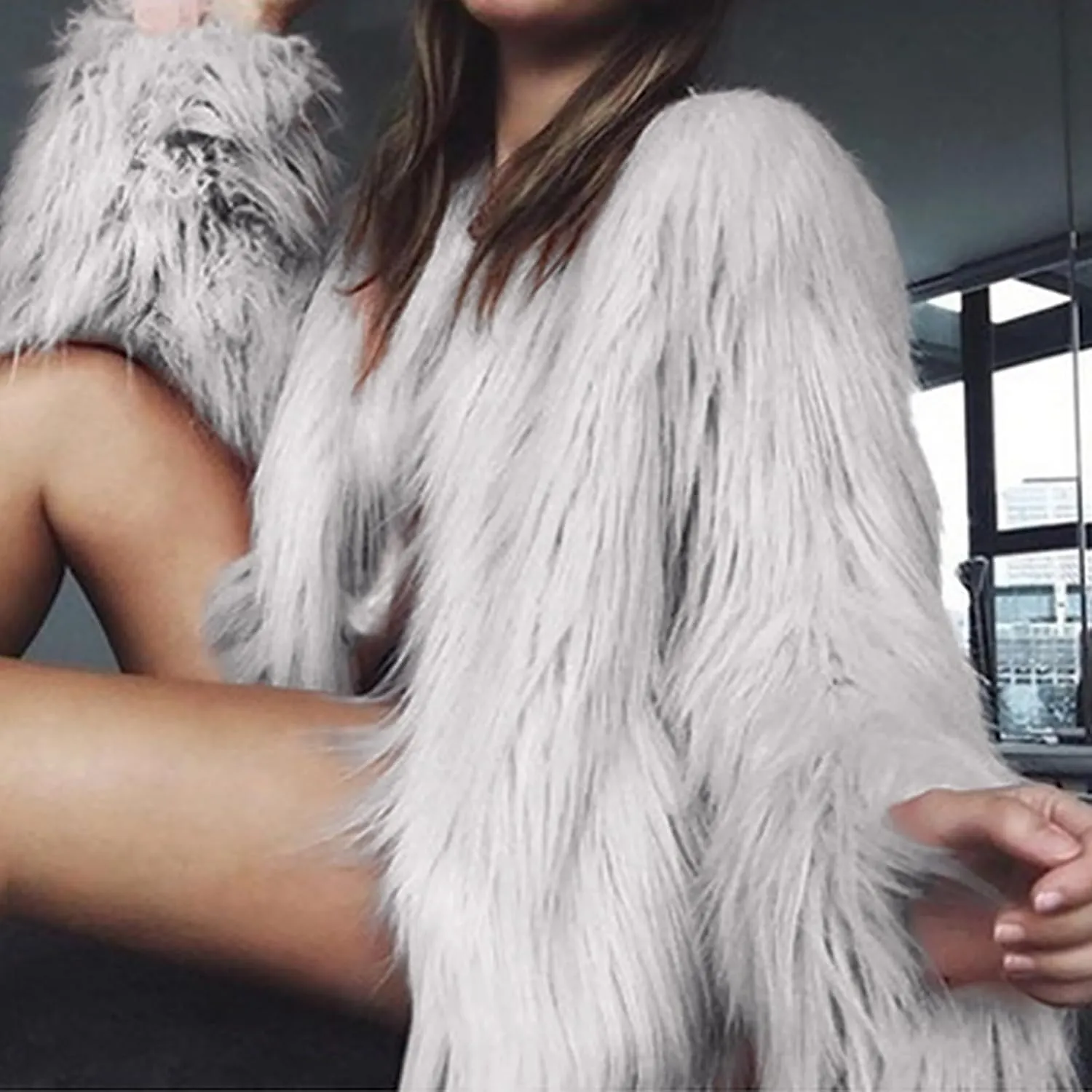 Womens Open Front Faux Fur Cardigan Winter Fashion Oversize Thermal Jackets Casual Long Sleeve Chunky Fuzzy Outwears