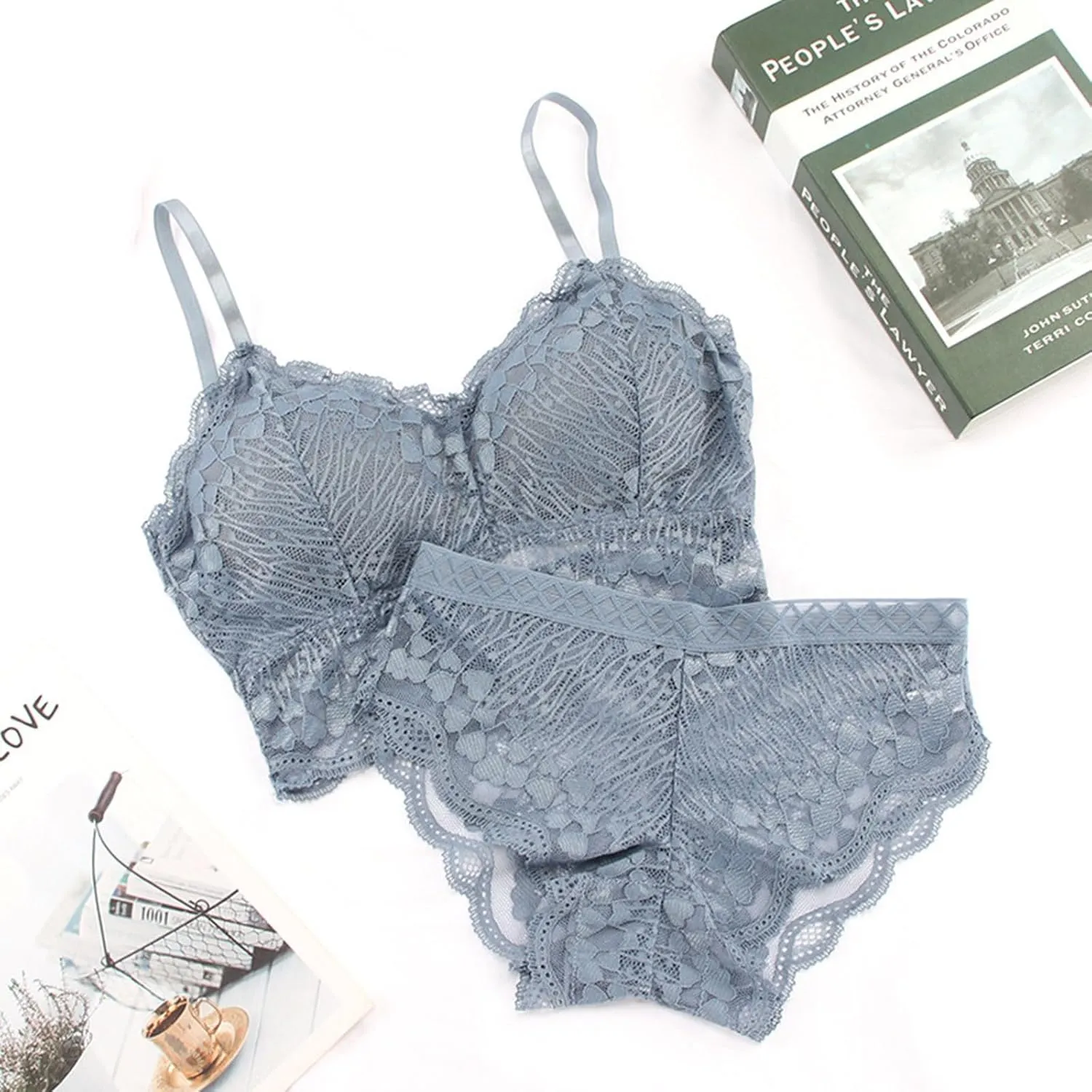 Womens Sexy Lace Lingerie Sets Comfortable Padded Lace Bralettes Tshirt Bras With See Through Panties Underwear