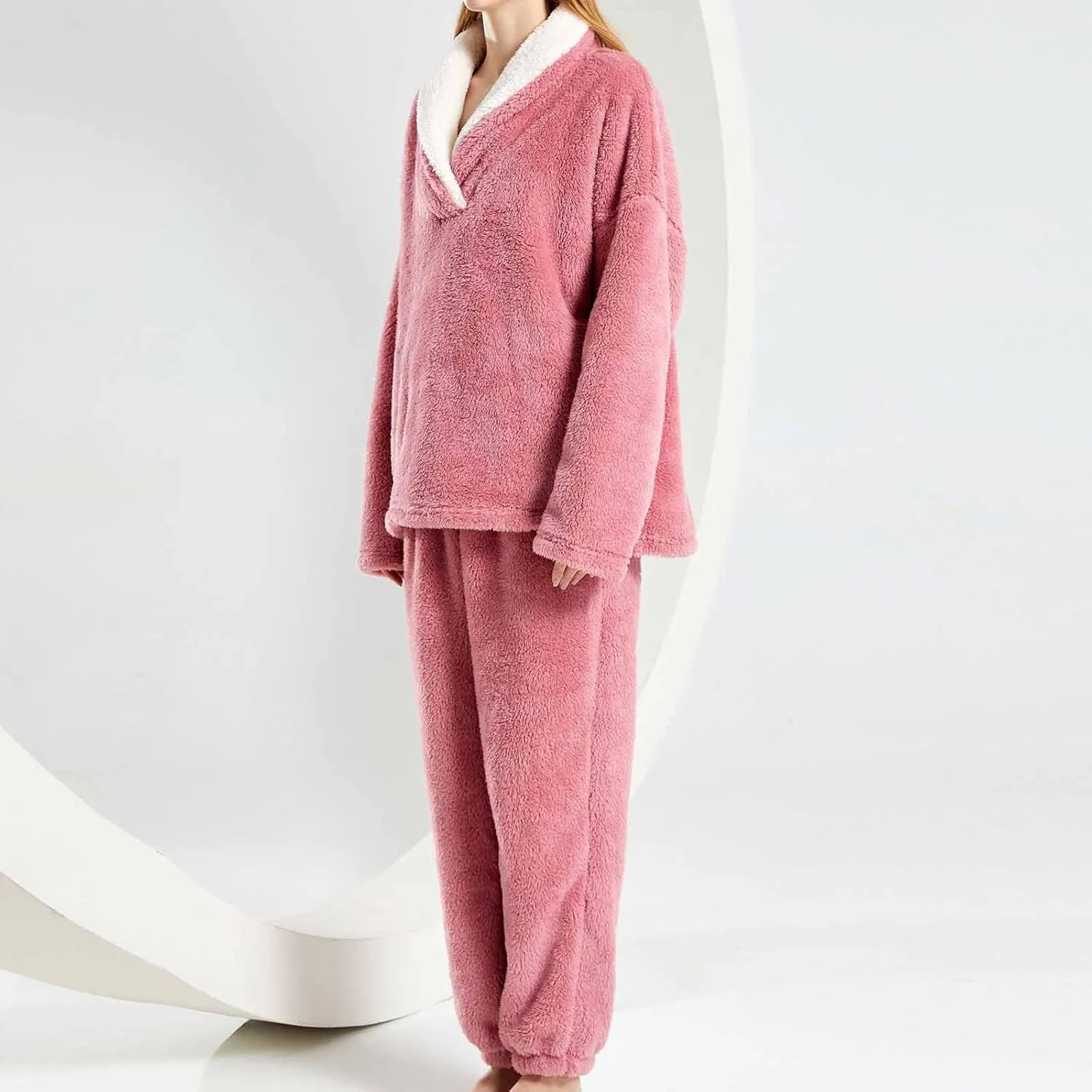 Women's Winter Sherpa Pajamas Set Fleece Two Piece Tops and Pants Lounge Sets Fluffy Cozy Long Sleeve Homewear Set