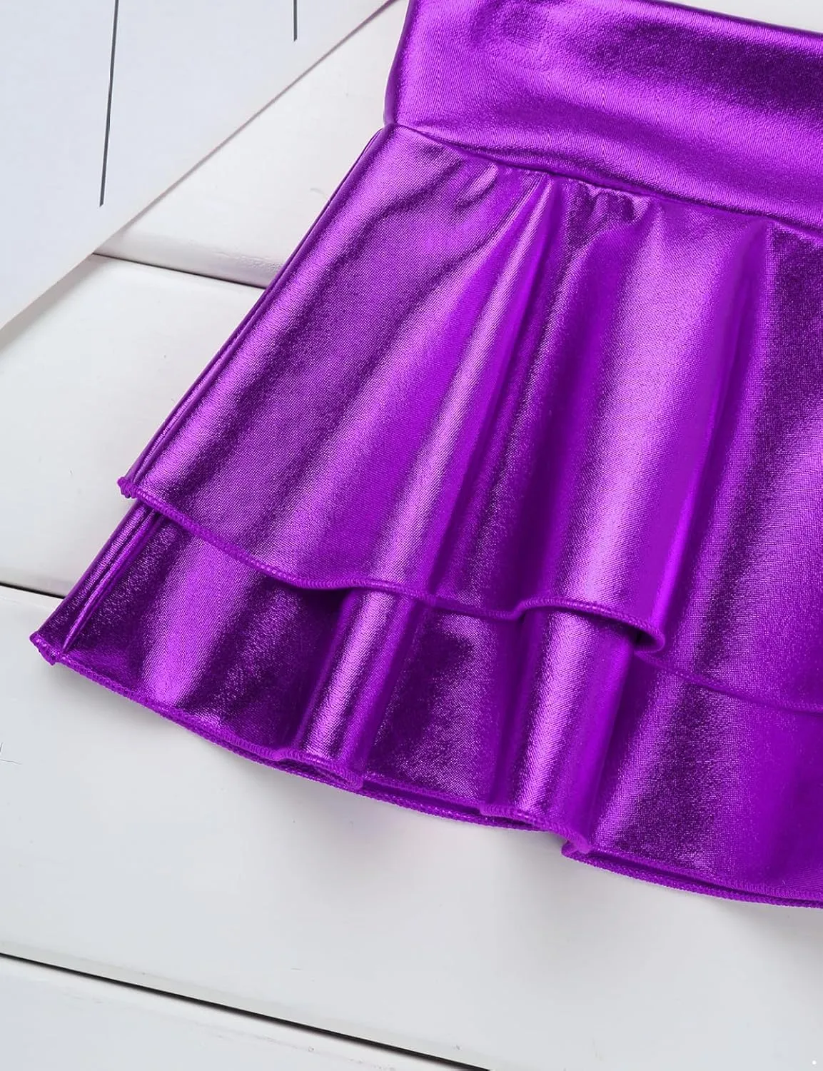 Yartina Women Shiny Metallic Mini Skirt Sexy Pleated Low Rise Skirt for Rave Dance Party Festival Costume