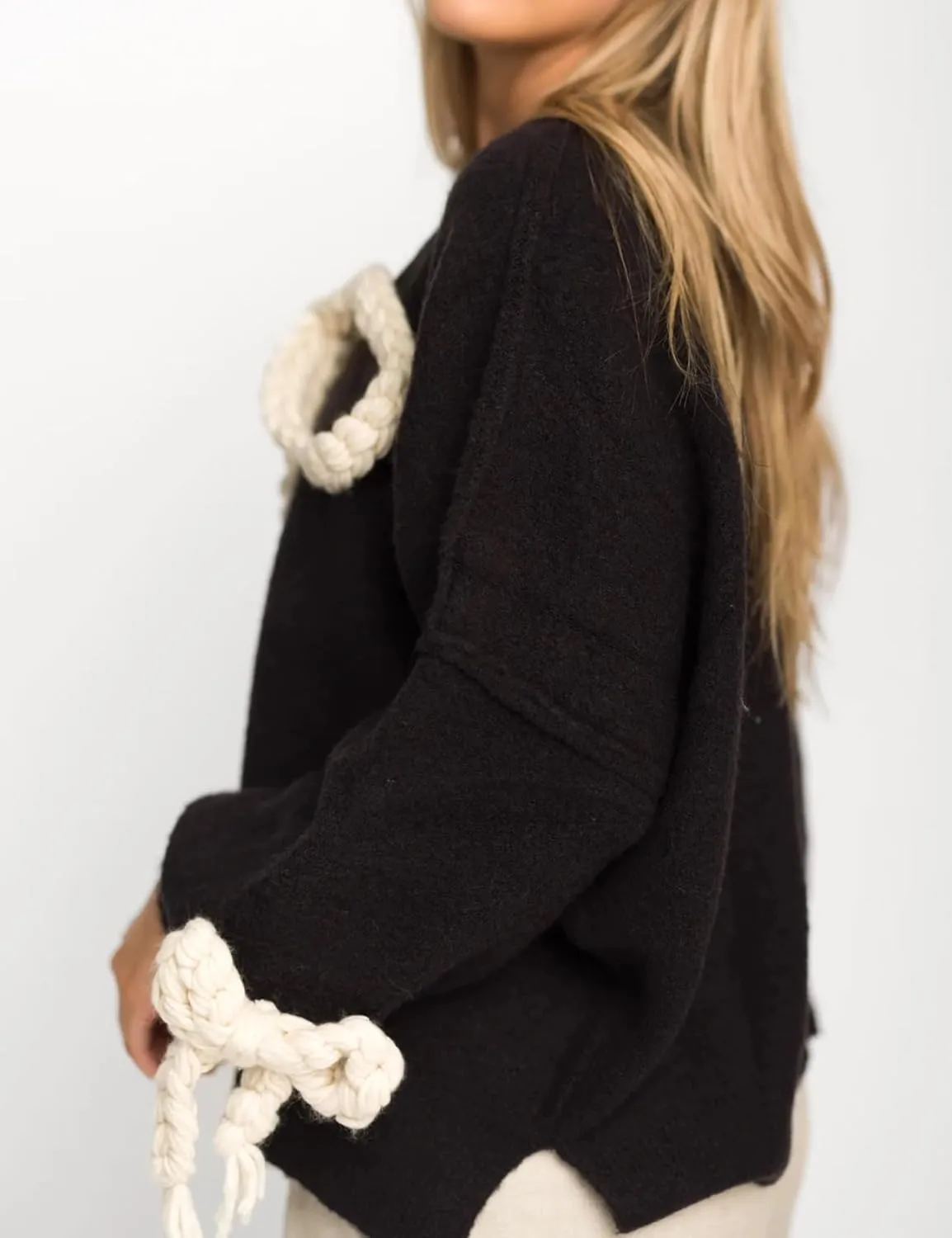 Yimoon Women Bow Sweater Oversized Chunky Knitted Sweater Crewneck Long Sleeve Pullover Side Slit Sweater Cute Winter Outwear